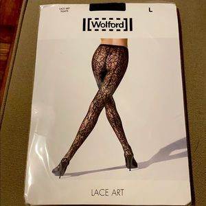 NWT! rare Wolford Lace Art tights in Large🖤🖤